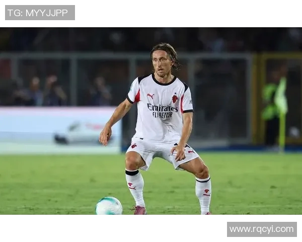 足球场上的单刀不进球星：那些错失破门良机的顶级球员们